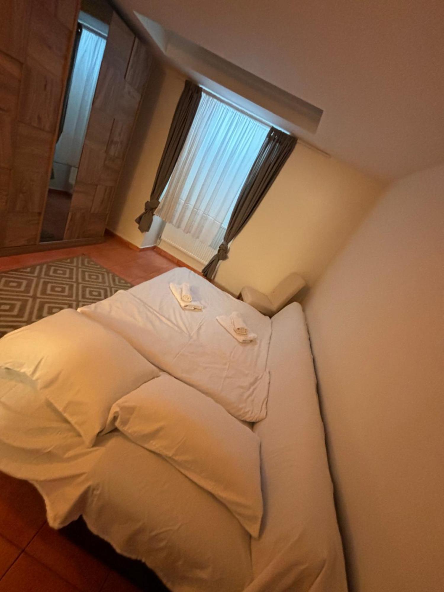 בריסל L&L Residence מראה חיצוני תמונה